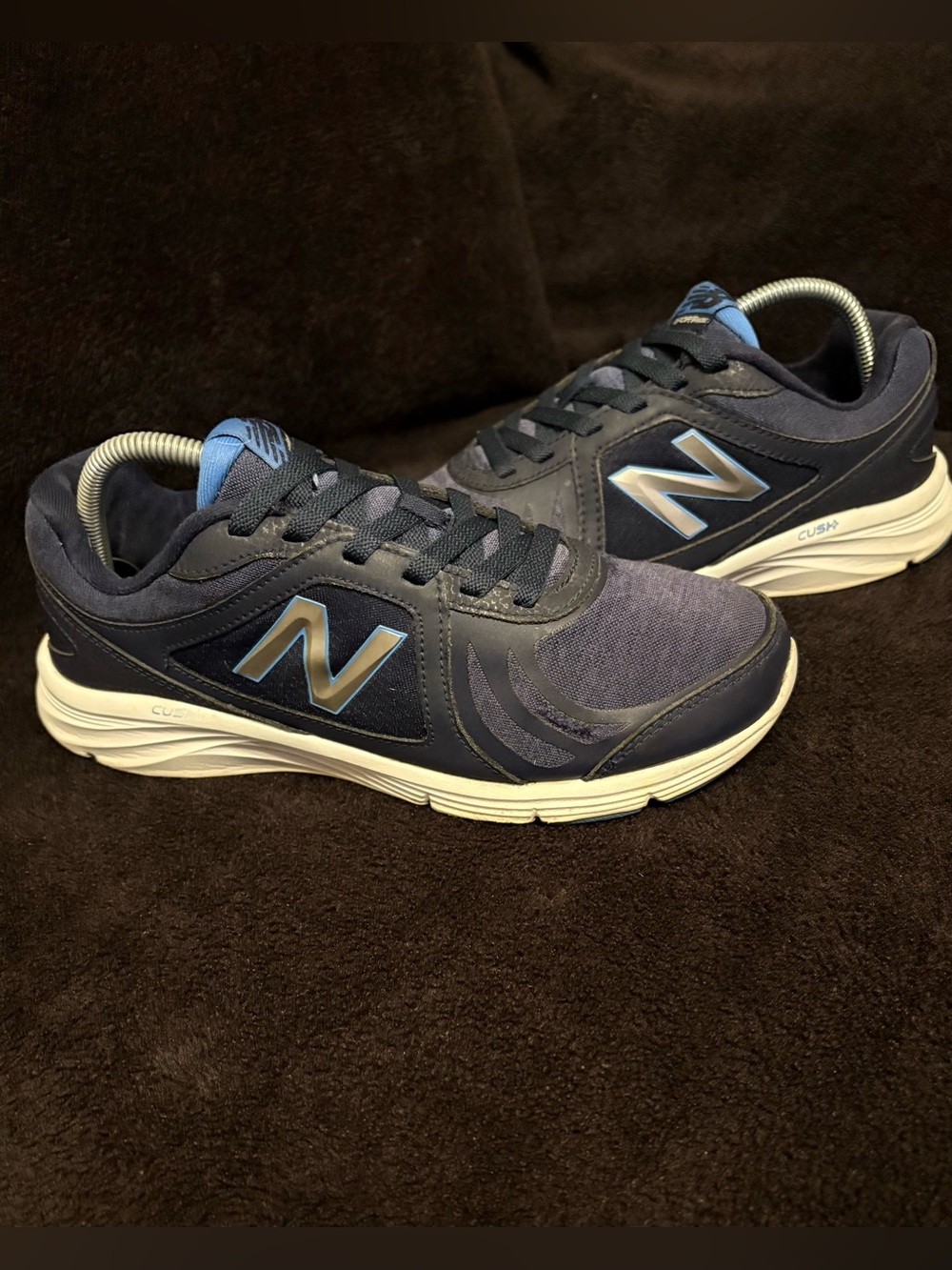 New Balance 496v3 navy / pink running shoe w/ Cush+ midsole women’s Size 10